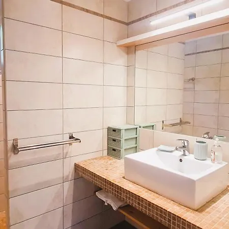 Appt Bruscaghju 6 Pers 10 Min Riviere A Pieds Xx 15 Min En Voiture * Sainte-Lucie de Porto-Vecchio